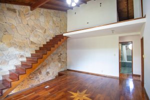 5-room house with garden, garage, apartment in Don Torcuato