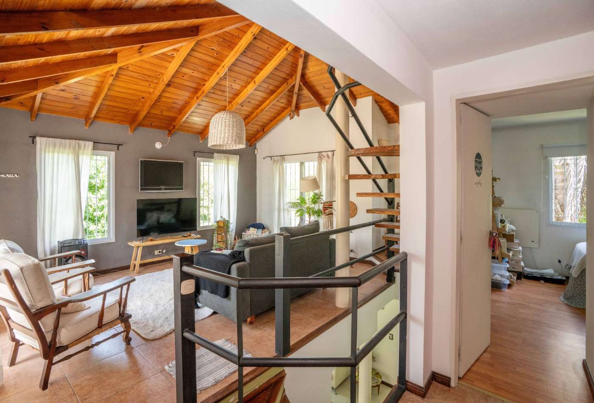 Venta Casa 6 Amb Con Jardin Y Quincho - El Talar