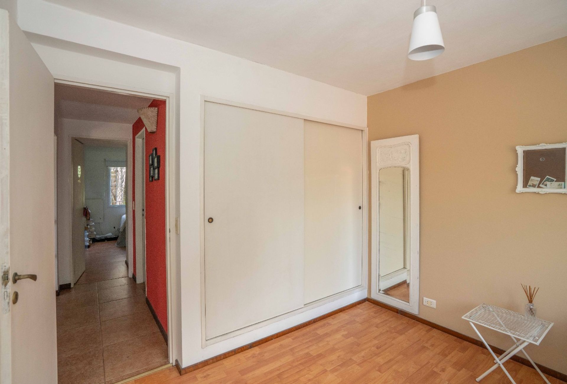 Venta Casa 6 Amb Con Jardin Y Quincho - El Talar