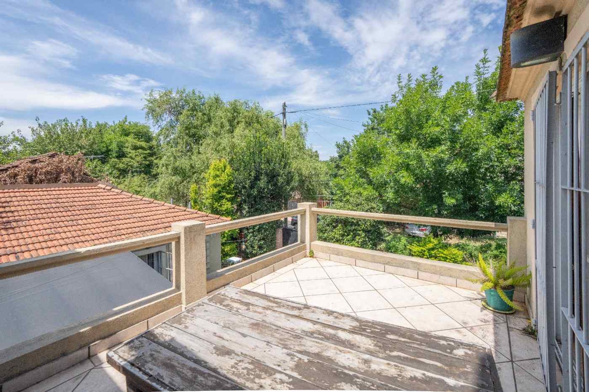 Venta Casa 6 Amb Con Jardin Y Quincho - El Talar
