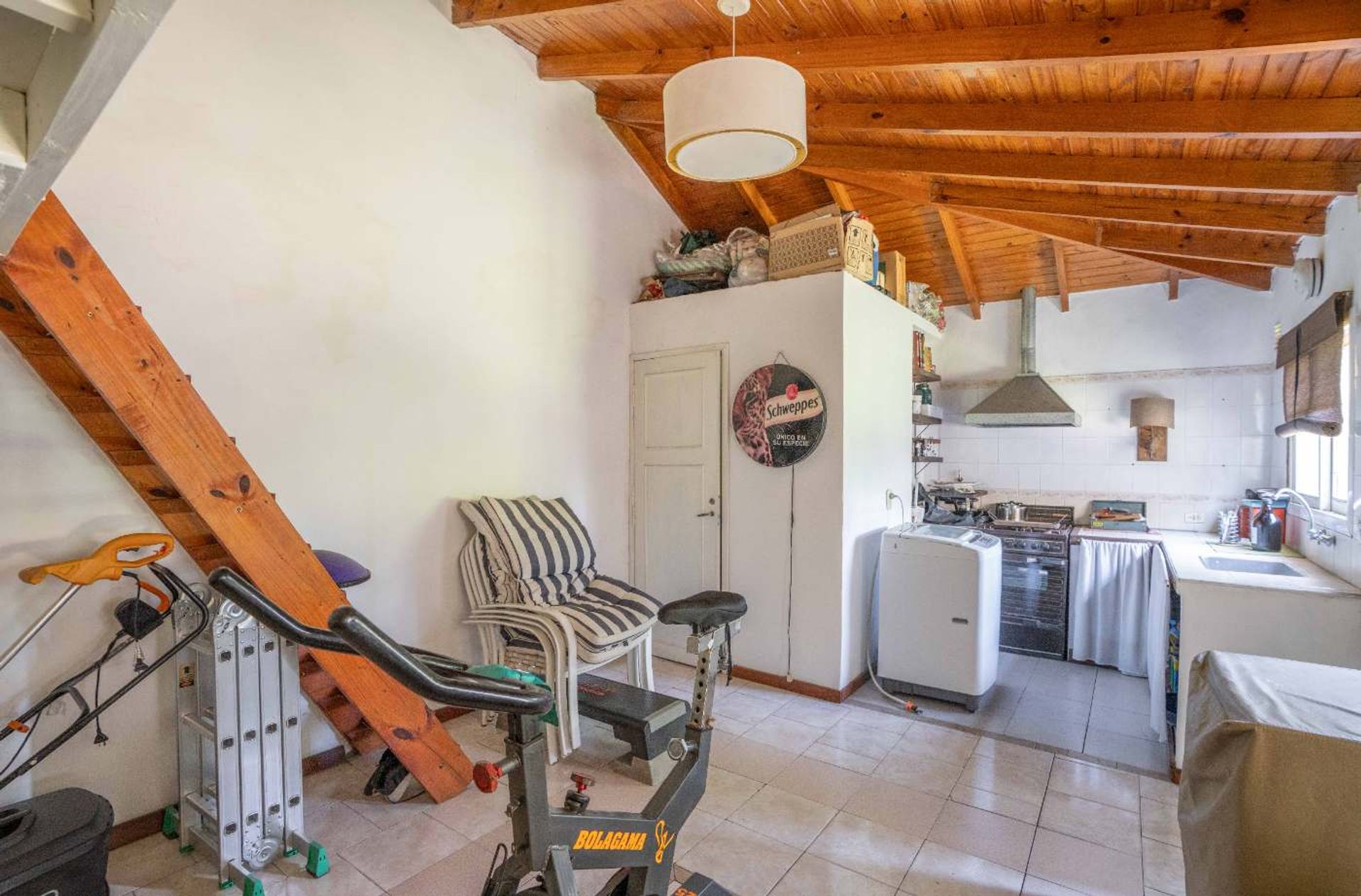 Venta Casa 6 Amb Con Jardin Y Quincho - El Talar