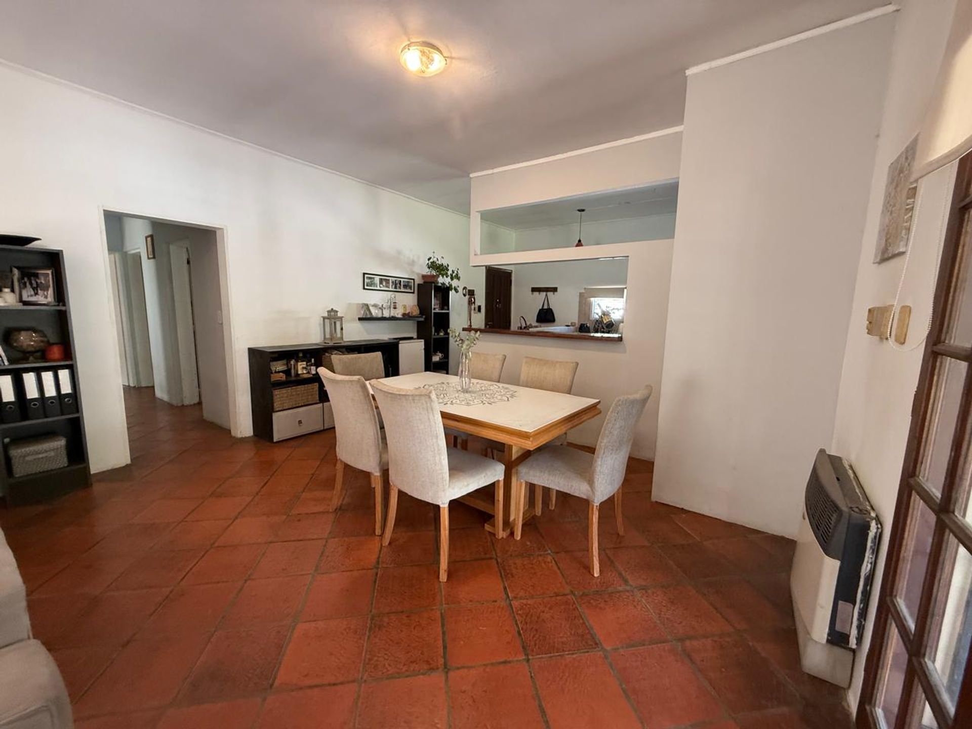 Casa. Benavidez Centro . Zona Quintas ,4 Ambientes