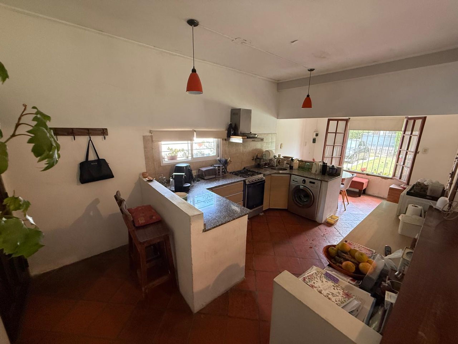 Casa. Benavidez Centro . Zona Quintas ,4 Ambientes