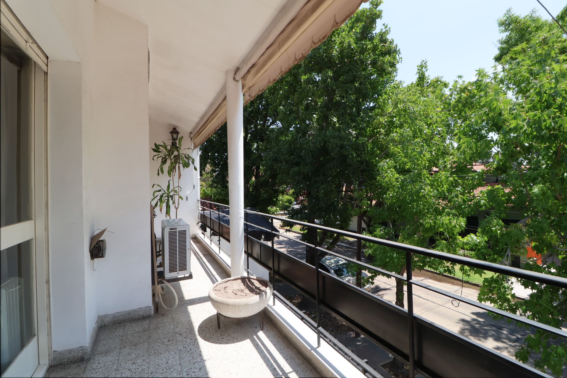 Venta Casa 4 Amb Con Jardin Y Garage - Olivos