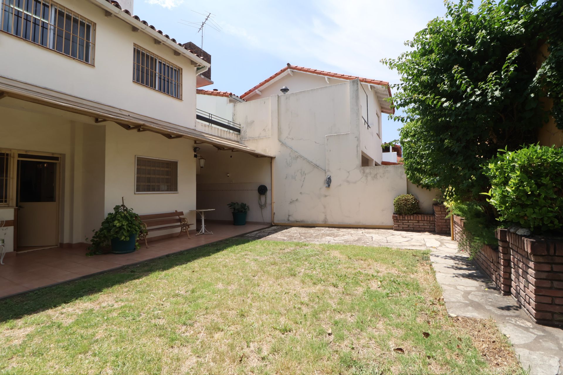 Venta Casa 4 Amb Con Jardin Y Garage - Olivos