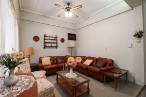 House for Sale 4 Rooms with Garden and Garage - Olivos