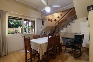 House for Sale 4 Rooms with Garden and Garage - Olivos