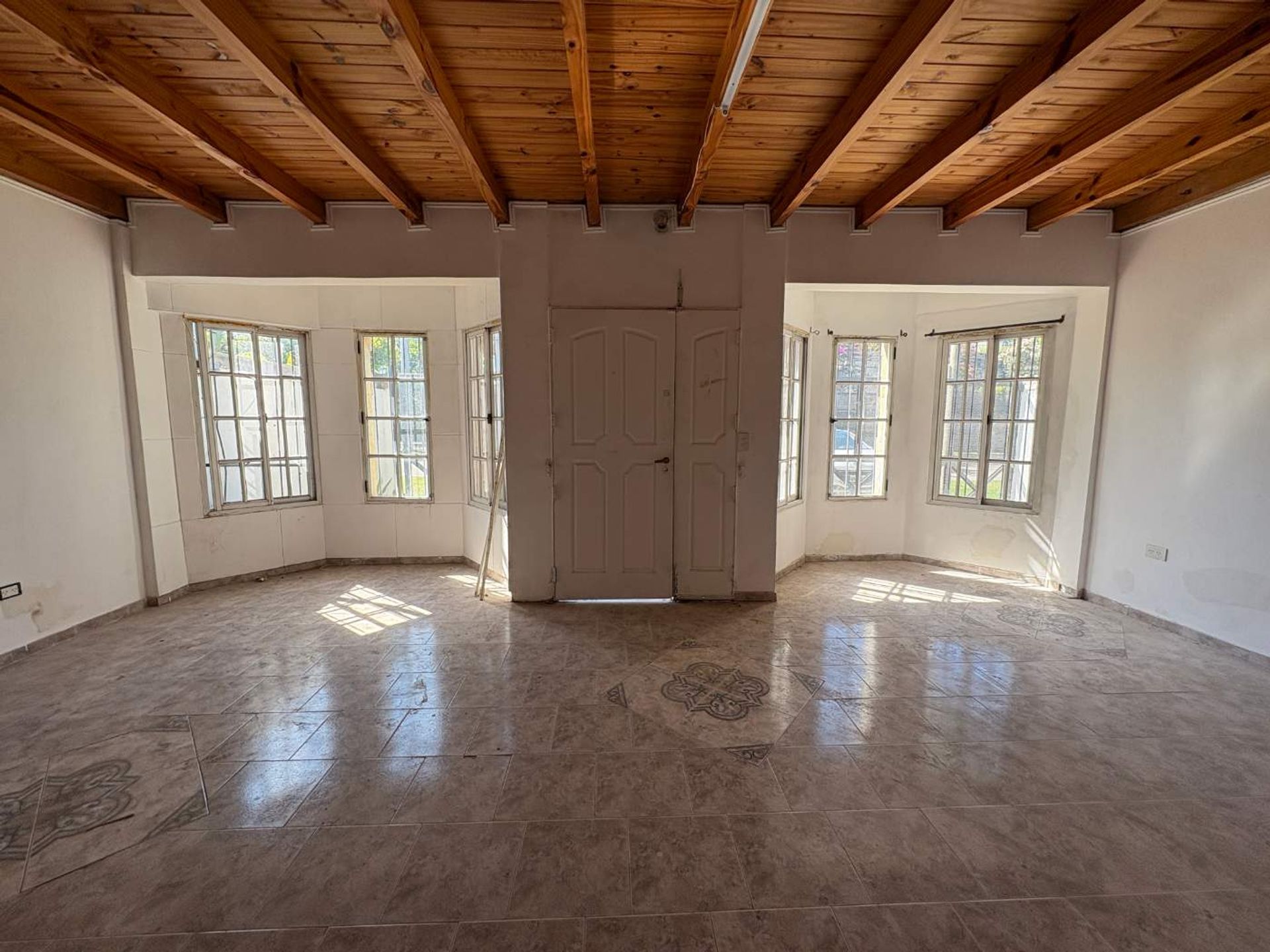 Venta Casa 5 Amb Don Torcuato Apto Credito Pileta