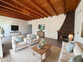 5-Room House for Sale Don Torcuato Garden and Pool