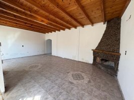 5-Room House for Sale Don Torcuato Garden and Pool