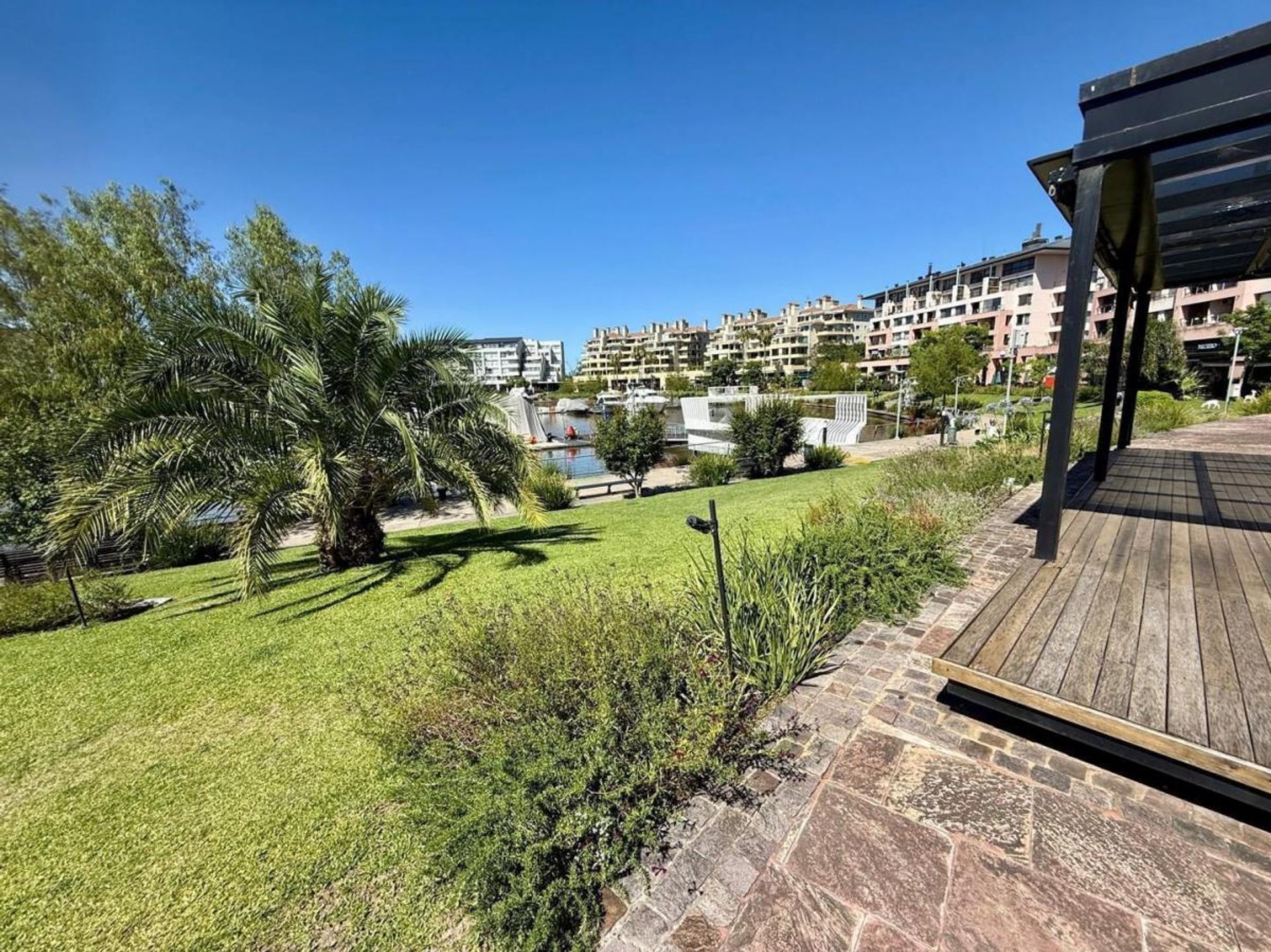 Se vende Local VISTA BAHIA GRANDE NORDELTA TIGRE