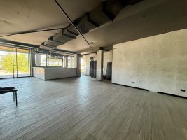 For sale: Commercial Space Vista Bahia Grande Nordelta Tigre