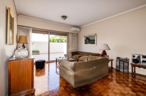 Apartment for Sale 4 Rooms with Patio in Vte Lopez