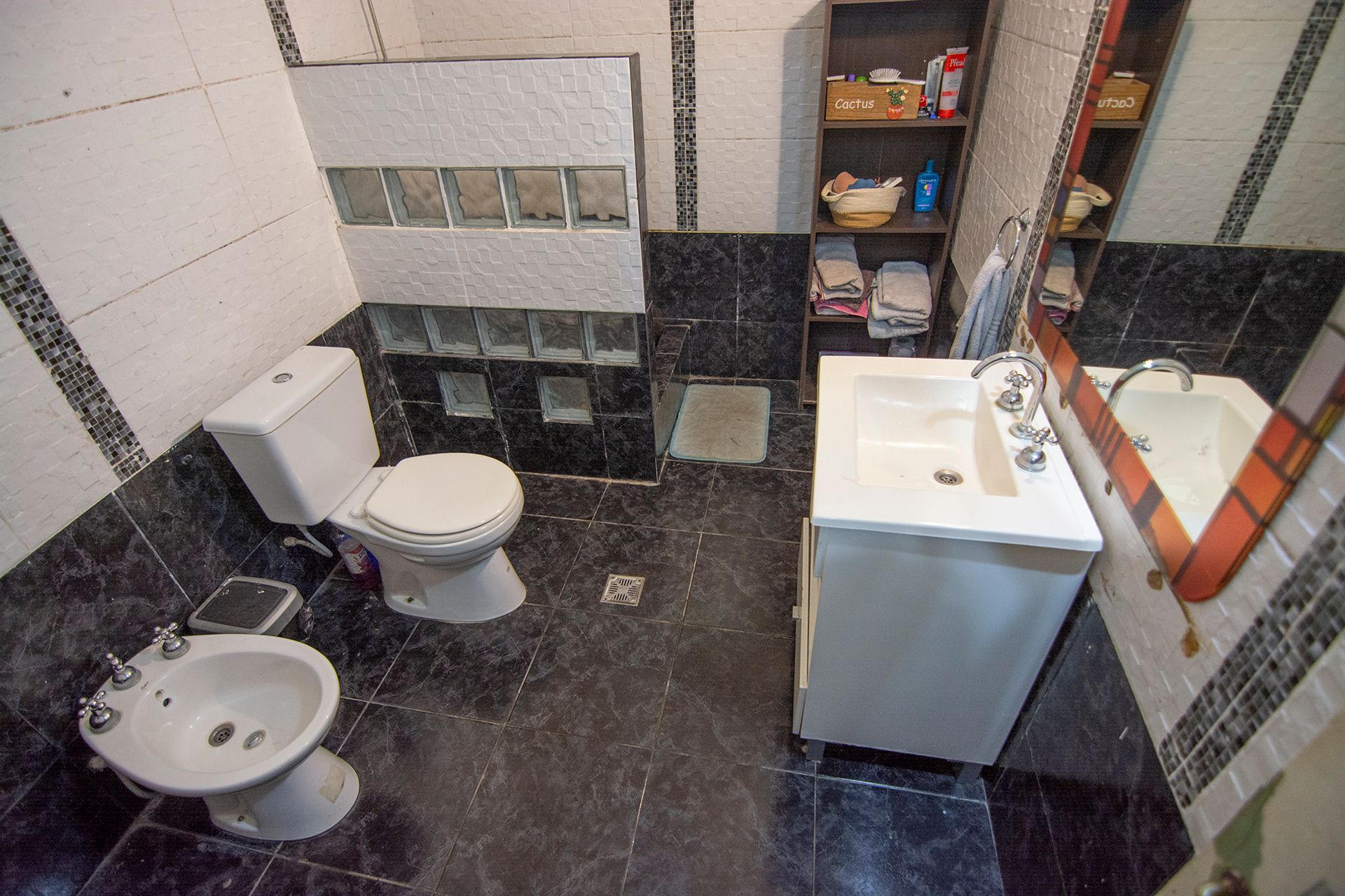 Casa 4 ambientes en venta Boulogne Jardín Cochera