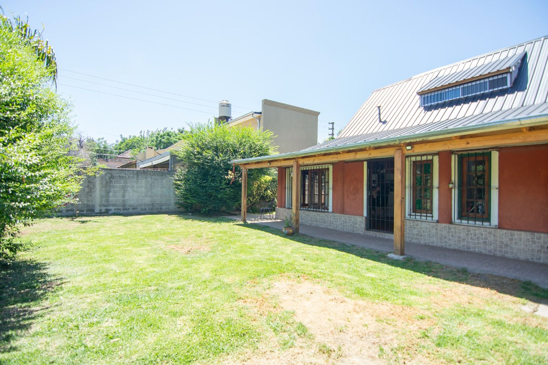 Casa 4 ambientes en venta Boulogne Jardín Cochera
