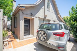 POSIBILIDAD ÚNICA! VENTA Casa 439m² BOULOGNE