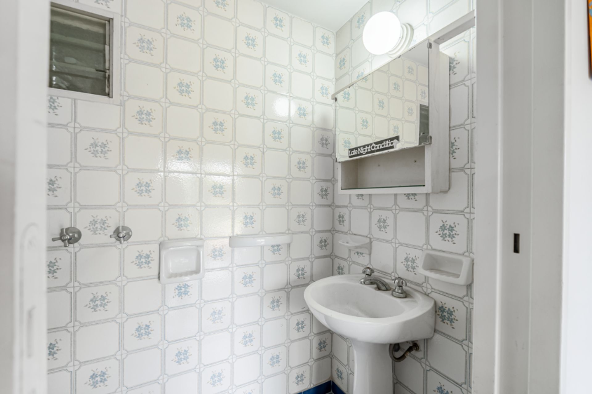 Venta casa 5 ambientes con Jardin ,beccar