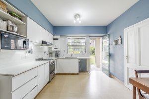 Venta casa 5 ambientes con Jardin ,beccar