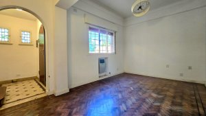 VENTA CASA 6 Amb. con cochera y jardín en FLORIDA