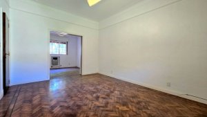 VENTA CASA 6 Amb. con cochera y jardín en FLORIDA