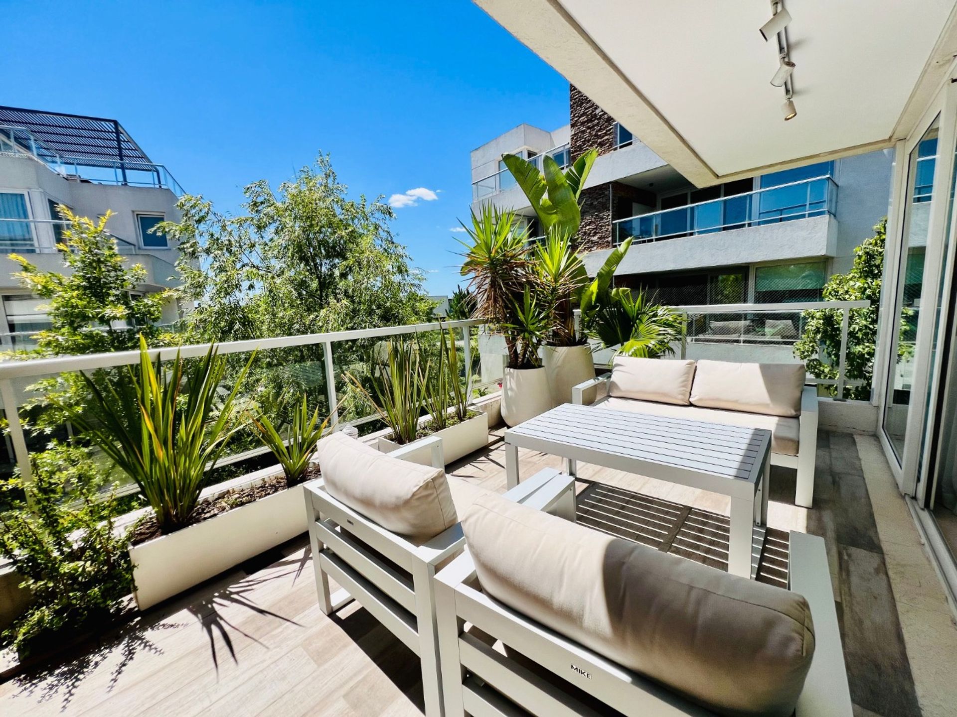 Venta duplex 4 ambientes Balcon Parrilla Nordelta