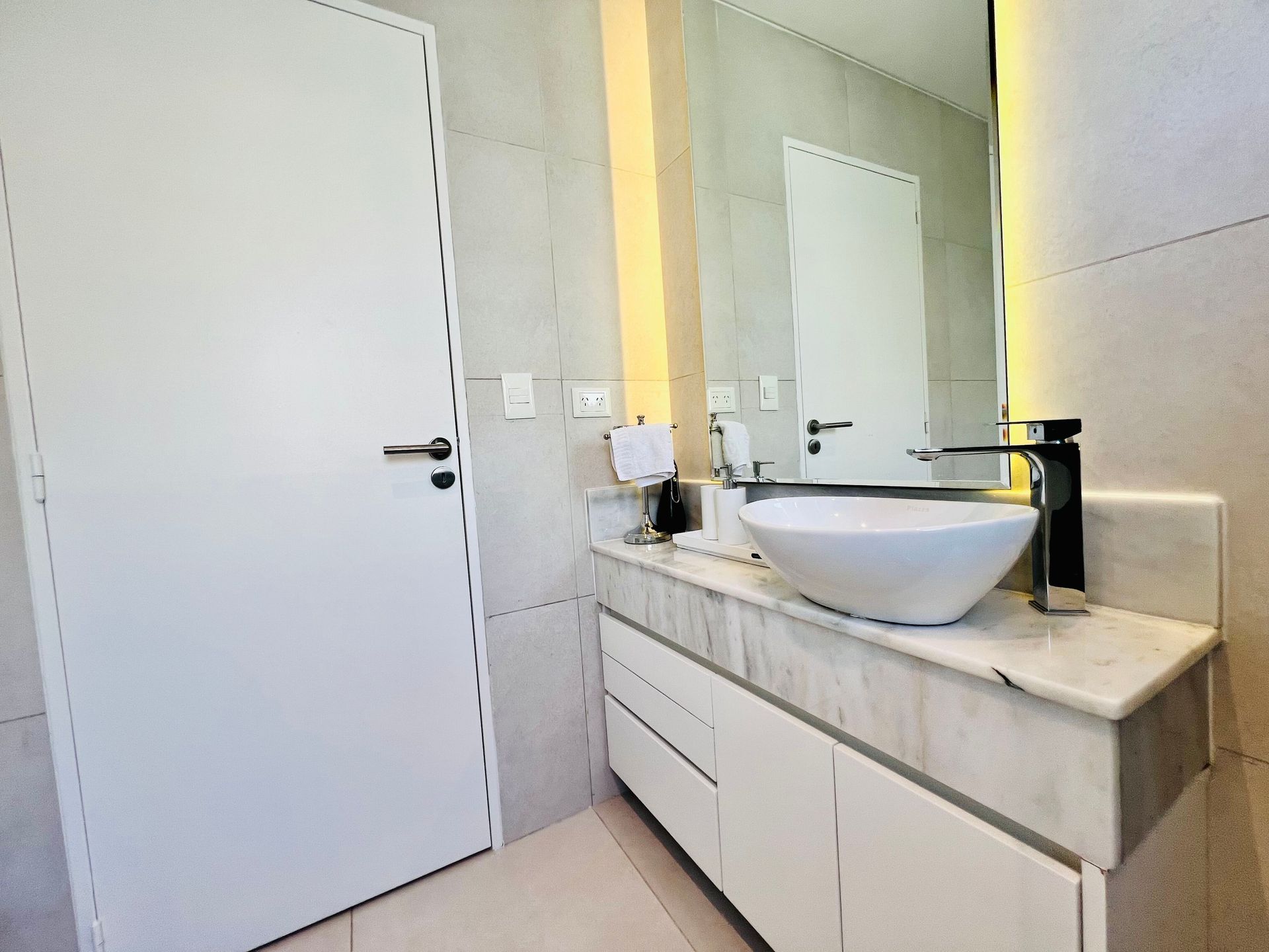Venta duplex 4 ambientes Balcon Parrilla Nordelta