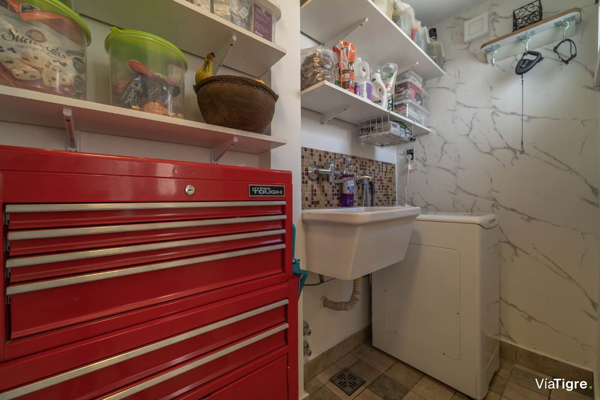 Venta Triplex 3 Ambientes Con Cochera Olivos