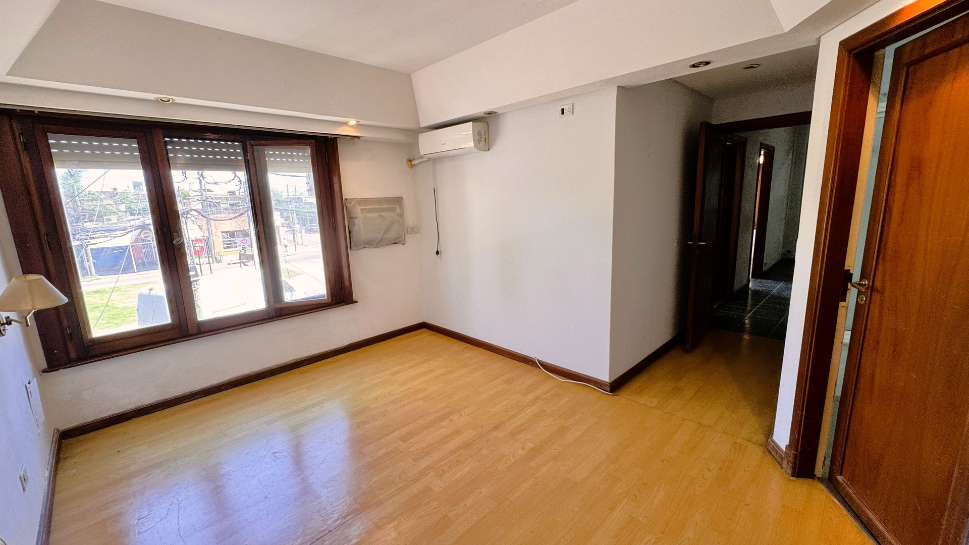 Tigre Centro: 4 Ambientes c Terraza | SIN EXPENSAS