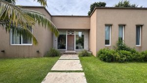 Casa en Country Náutico Isla Santa Monica