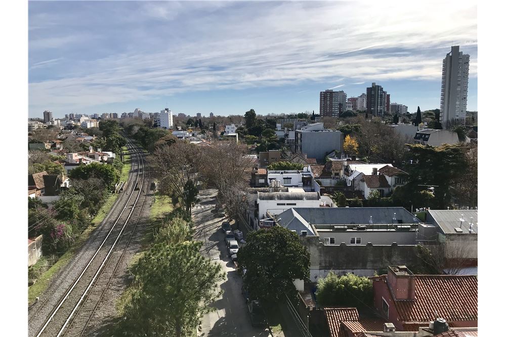 Oficina En Vicente Lopez Con Cochera
