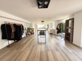 Olivos Office, Vicente Lopez