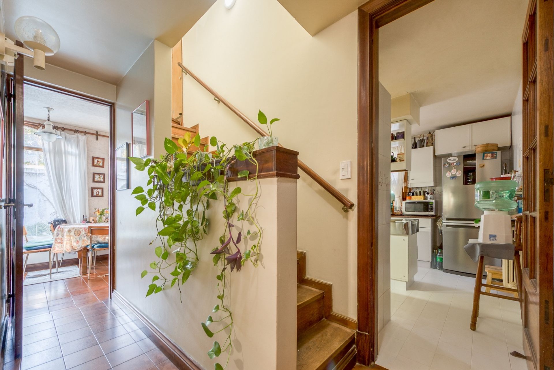 La Lucila Casa muy luminosa con Jardín y Pileta