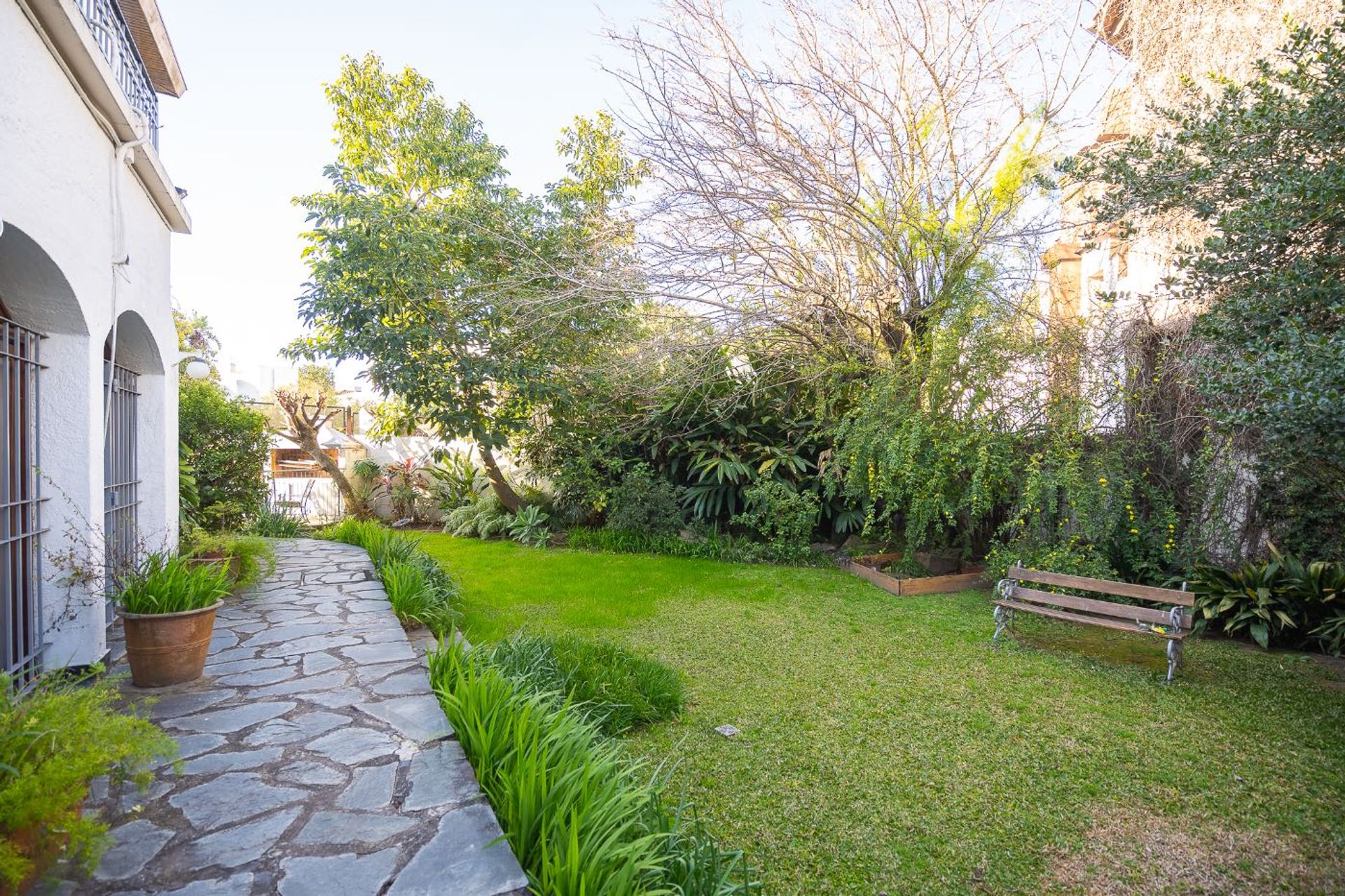 La Lucila Casa muy luminosa con Jardín y Pileta