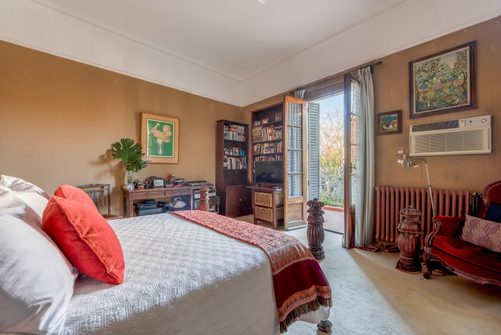 La Lucila Casa muy luminosa con Jardín y Pileta
