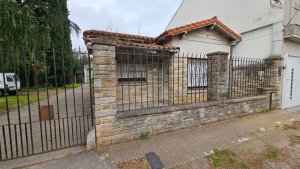 Sale of Double Lot in Carapachay Residential Area