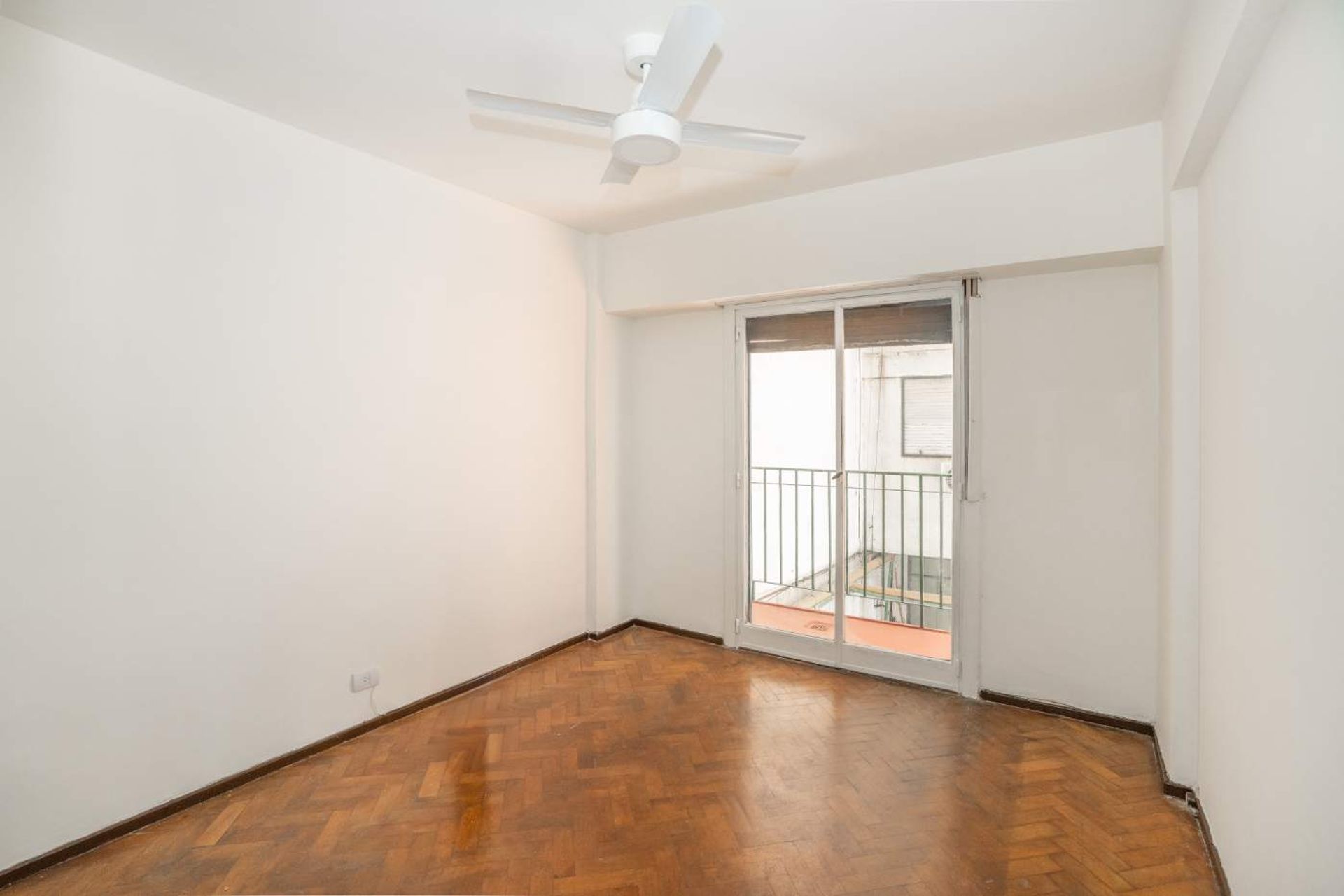 Venta 3 Amb Av.Libertador en Olivos con Terraza