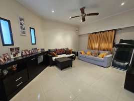 Casa 5 Ambientes Con Jardin Y Pileta En Florida