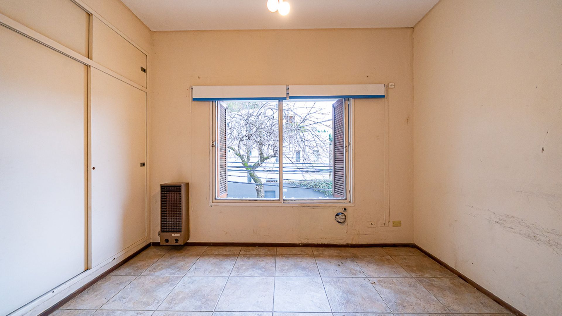 Venta Casa En Olivos Cuatro Ambientes
