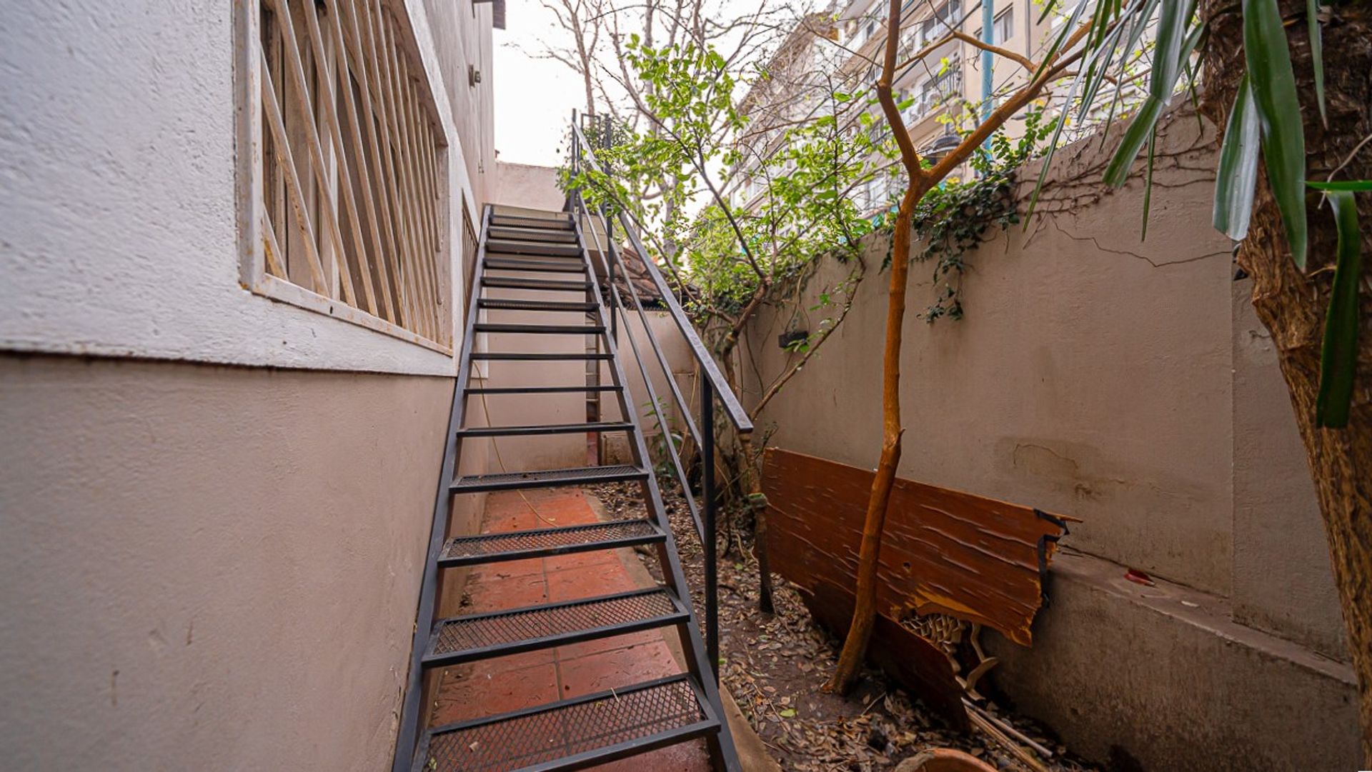 Venta Casa En Olivos Cuatro Ambientes