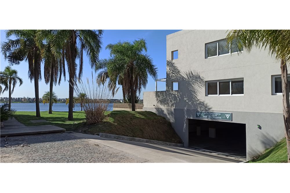 Venta 2 Ambientes Al Agua Con 2 Terrazas Vila Vela