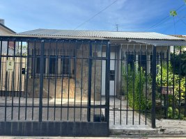 Venta Casa en bloque - Multifamiliar - en Olivos