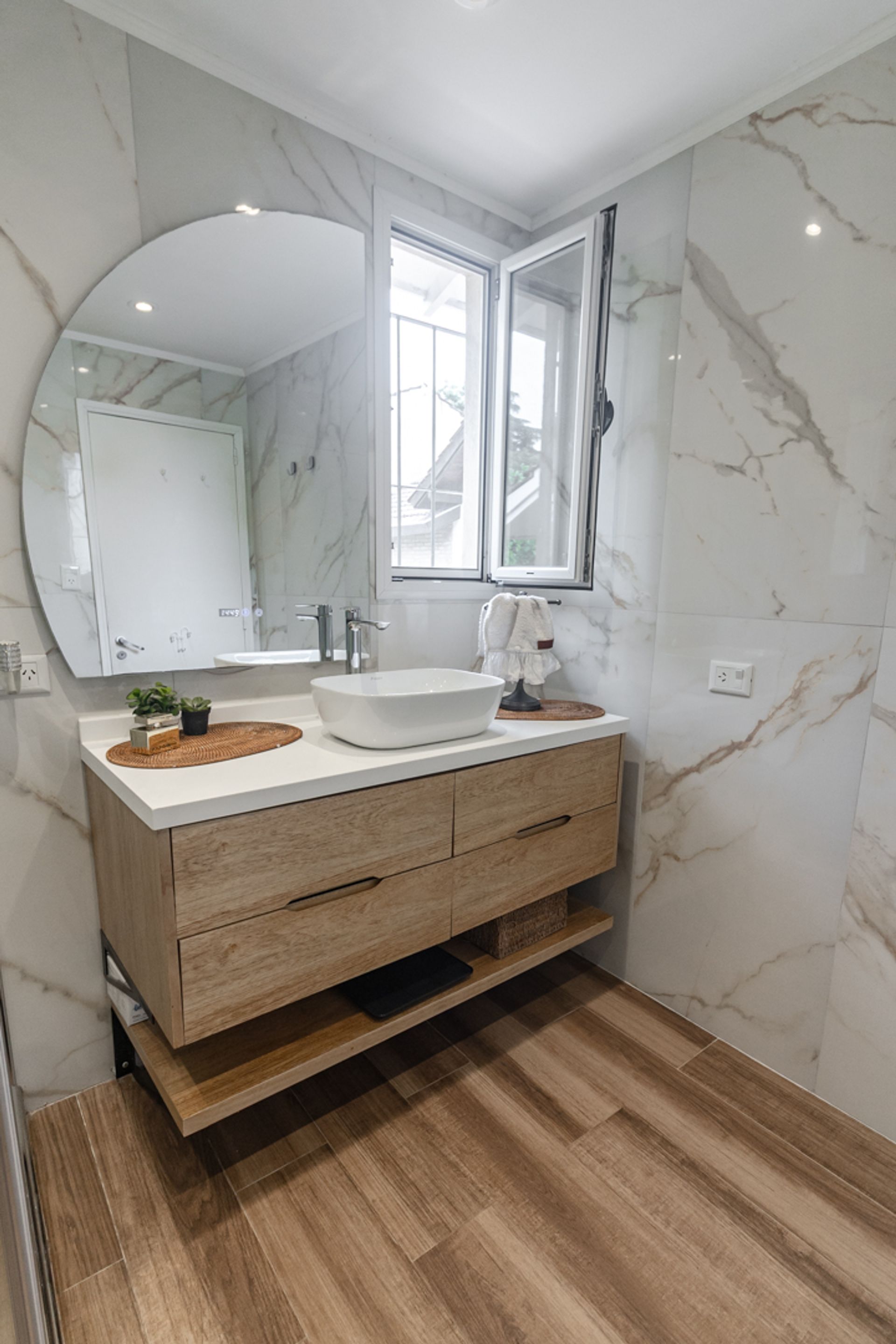 Venta Ph 4 Ambientes C/Terraza Martínez
