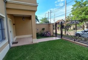 Venta Duplex 4 Amb Con Pileta Y Cochera En Pacheco
