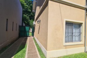 Venta Duplex 4 Amb Con Pileta Y Cochera En Pacheco