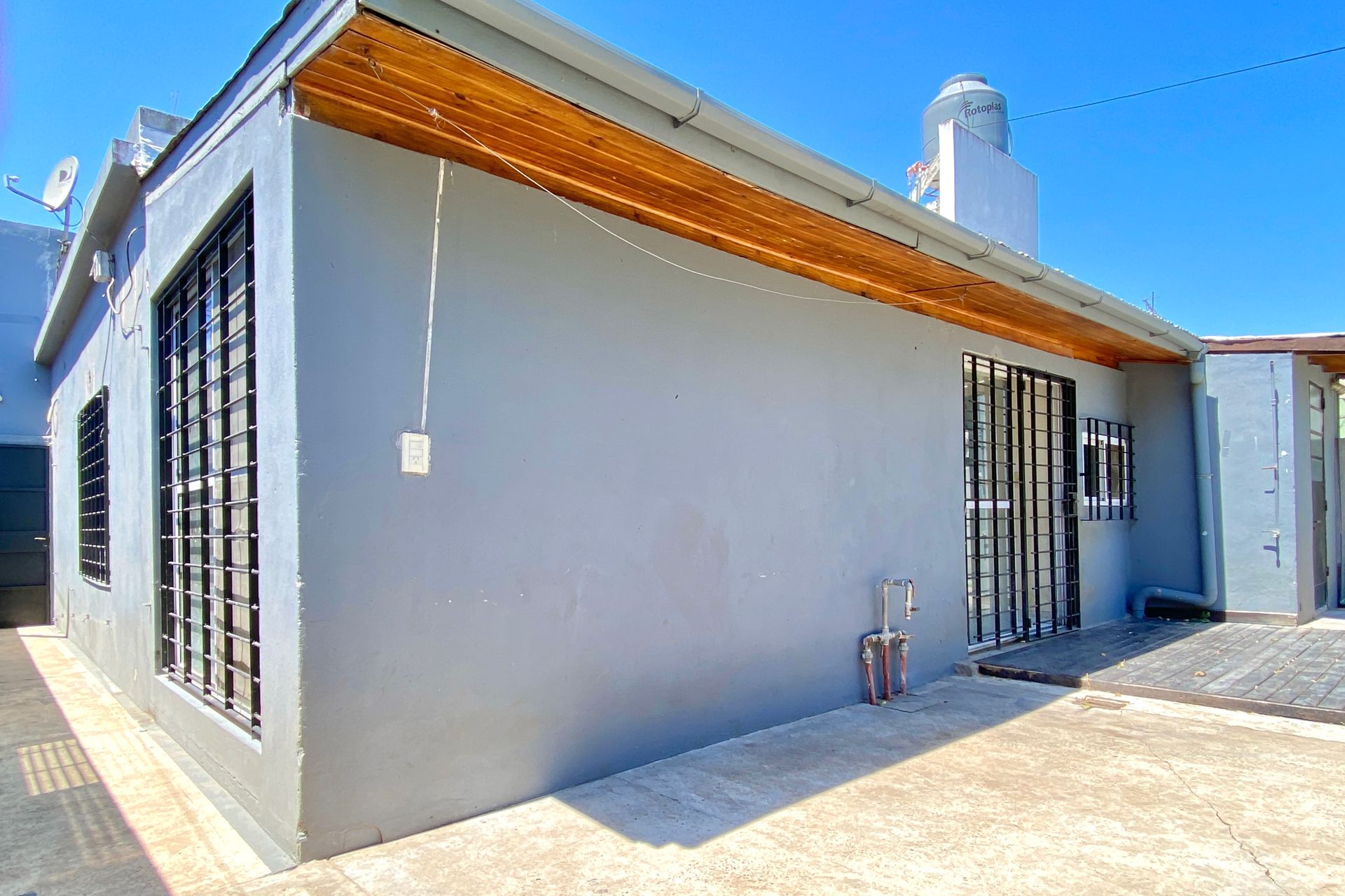 Venta Casa Lote Propio 3 Dorm. Pileta Don Torcuato