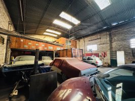 Warehouse, storage for sale with house in Florida Oeste