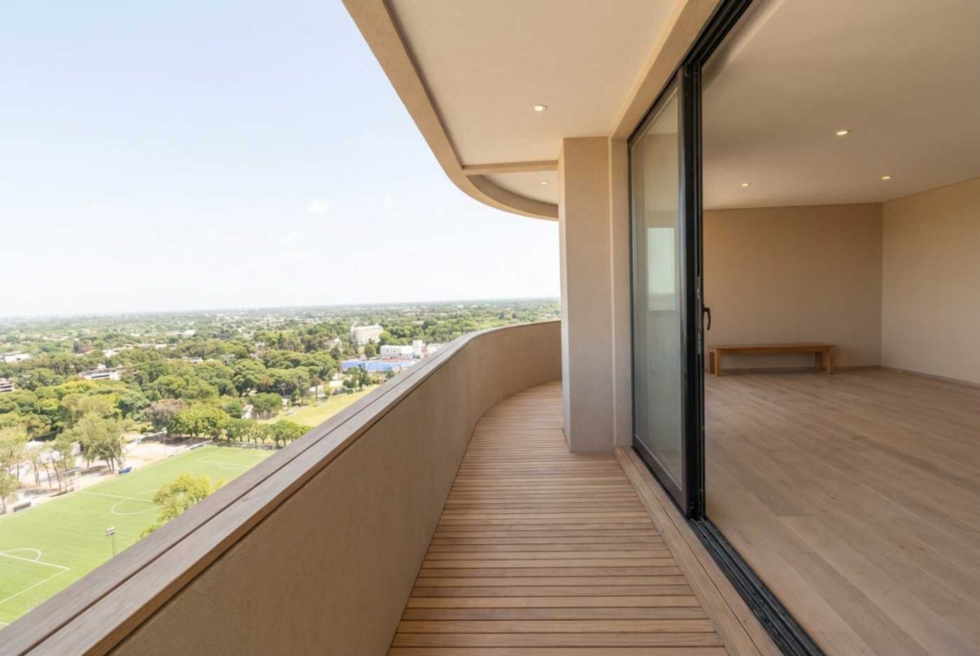 Vende semipiso 5 amb 2 suite vista espectacular