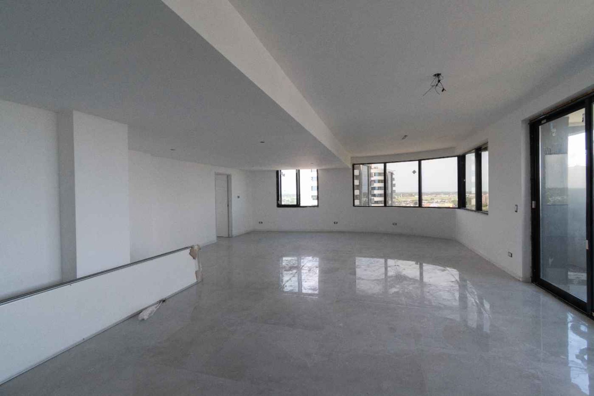 Vende semipiso 5 amb 2 suite vista espectacular