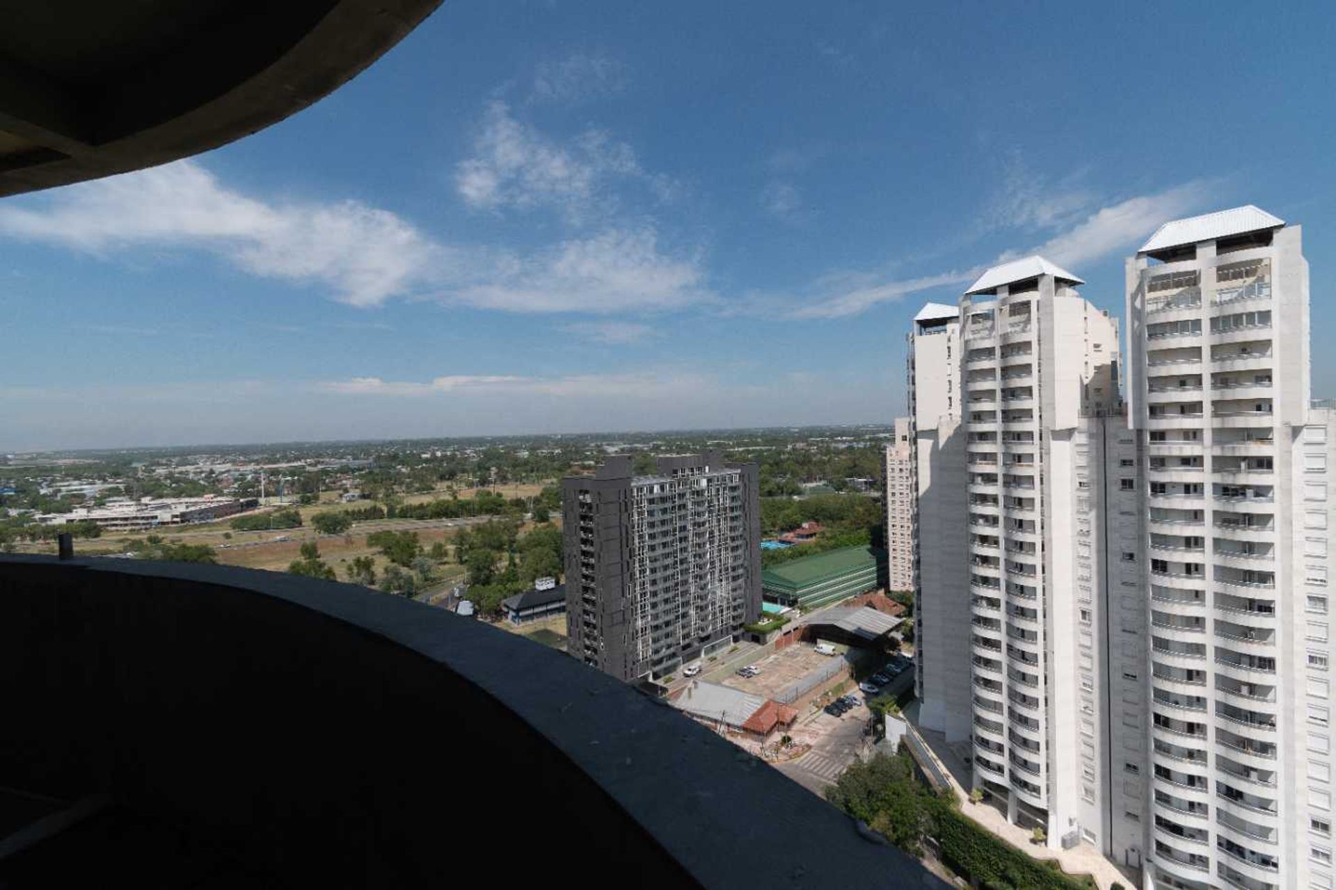 Vende semipiso 5 amb 2 suite vista espectacular