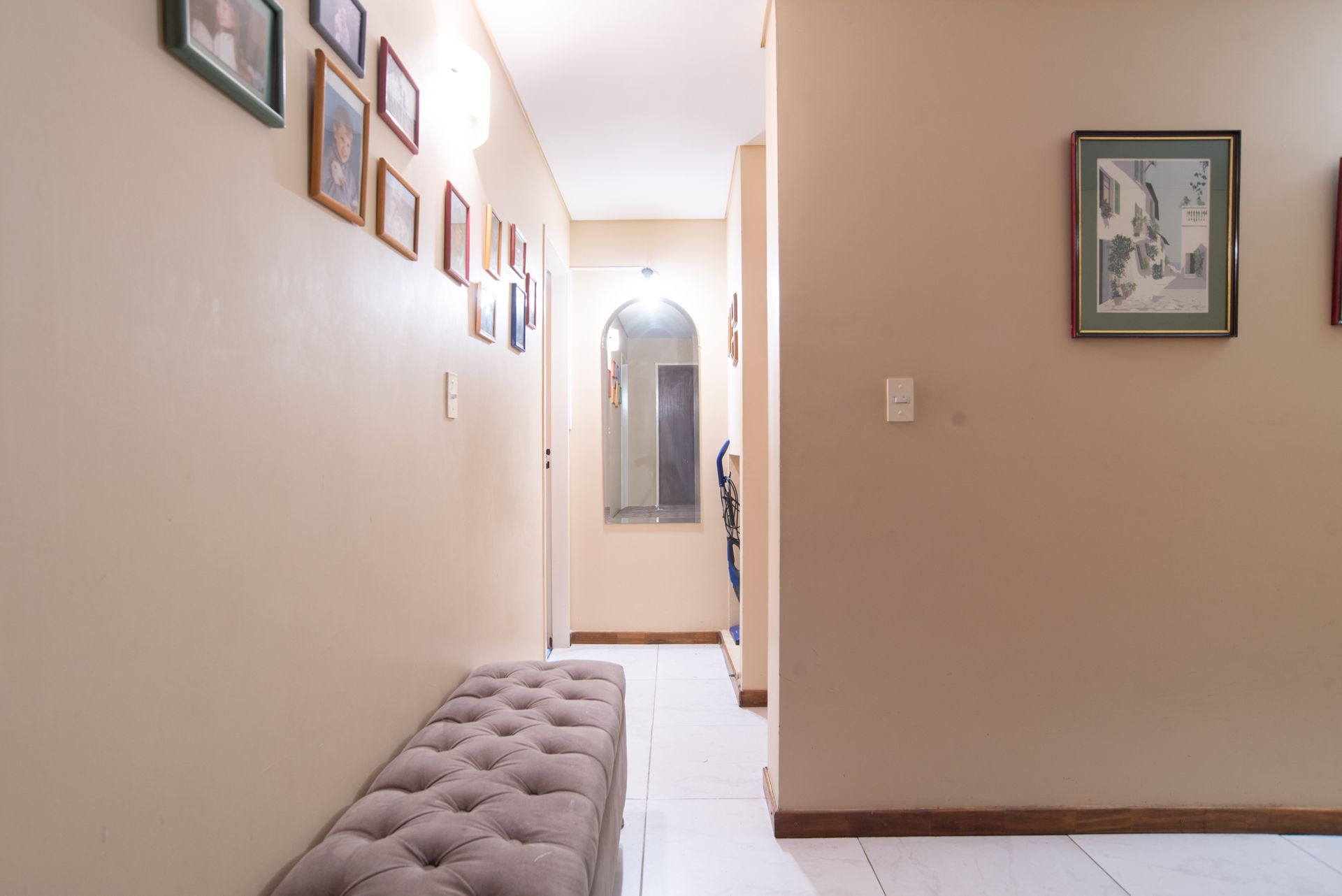 VENTA Casa familiar con jardín y pileta – Vicente